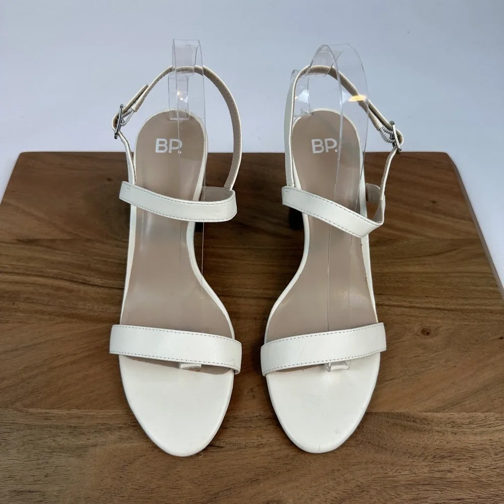 New Womens‎ BP Lula White Faux Leather Slingback Block Heels Sandals Size 9.5 M